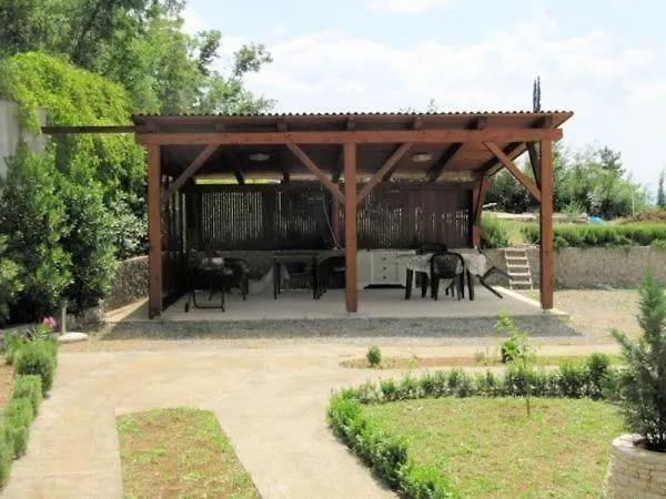 Mia 6 公寓 茨里克韦尼察